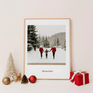 Fondant parfumé artisanal Nostalgie de Noël avec des notes festives et réconfortantes d'écorce d'orange, cannelle, fève tonka et musc.